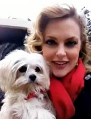 Elaine Hendrix is on Animal Radio