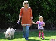Tori Spelling and Pig