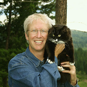 Marty Becker with Cat